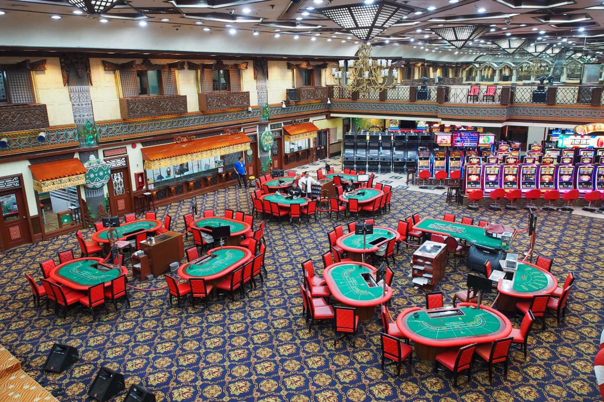 Grand Regal Hotel 4*