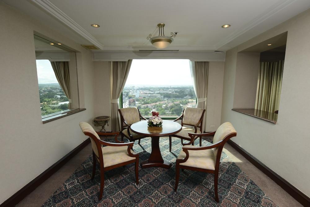 Hotel Grand Regal Davao